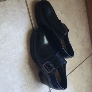Patent leather buckle loafers